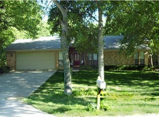 1840 Riverway Ln, Lancaster, TX 75146