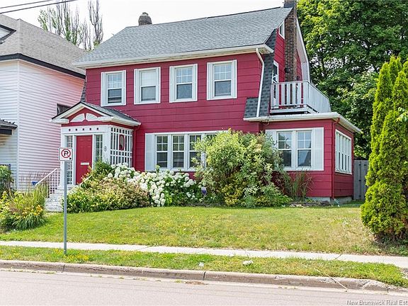 2nd image of 362 Cameron St #360