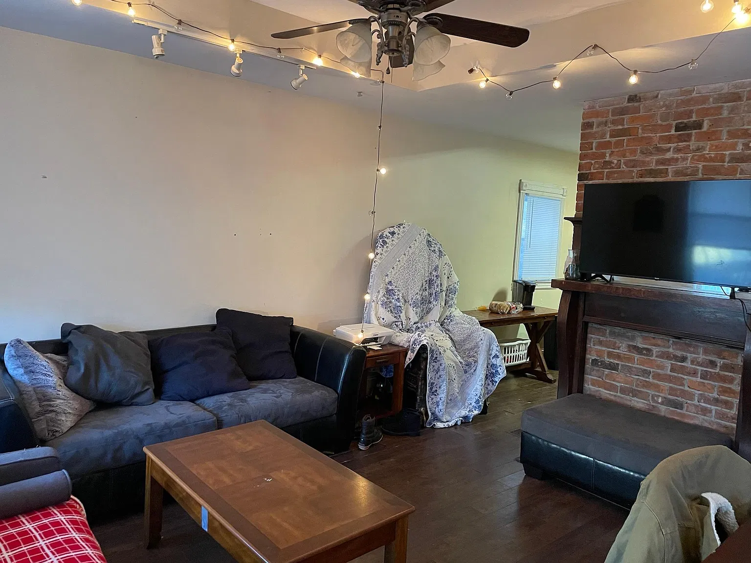 2150 W Clifton Ave — Photo 3