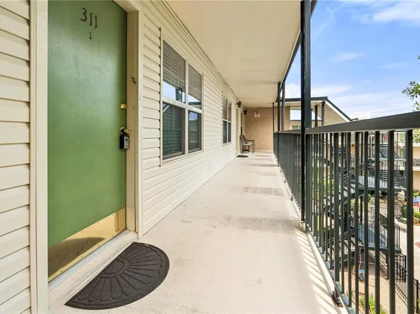 2732 Whitney Pl APT 311, Metairie, LA 70002