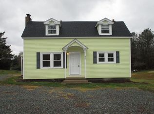 921 E Gilbreath St, Graham, NC 27253