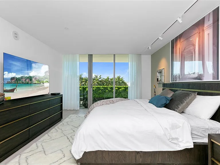 360 Ocean Dr #305S — Photo 12