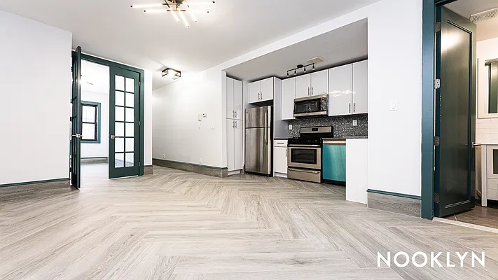 Rented by Nooklyn NYC LLC | media 21