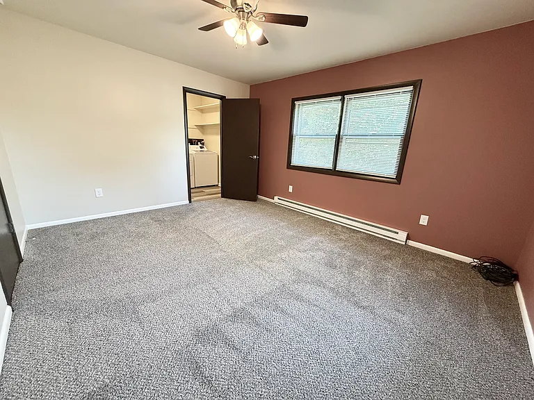 989 Main St #2 — Photo 11