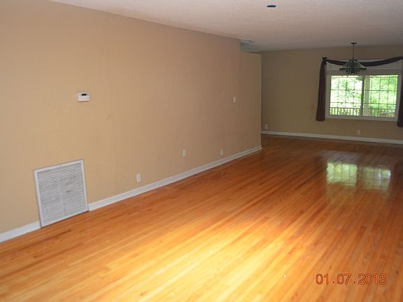 4th image of 321 S Lanvale Ave