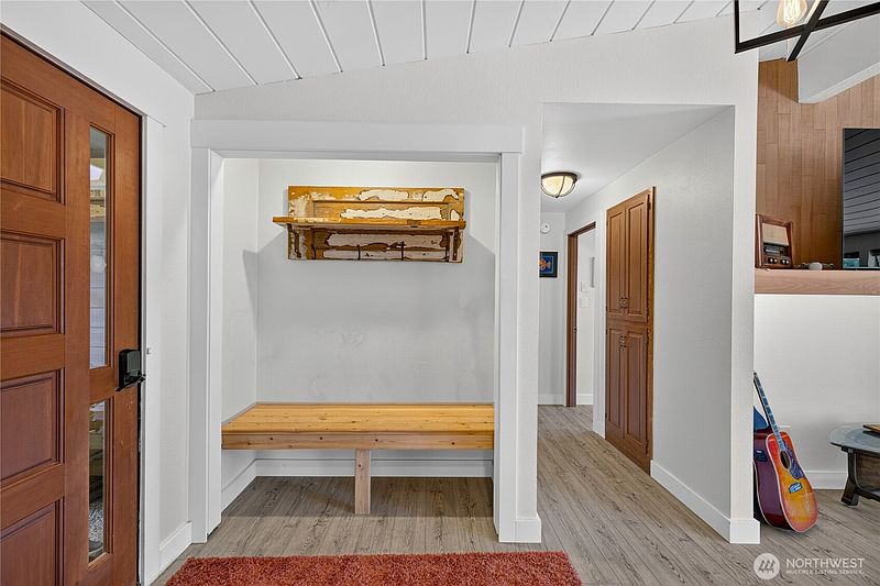 3rd image of 421 Umatilla Drive