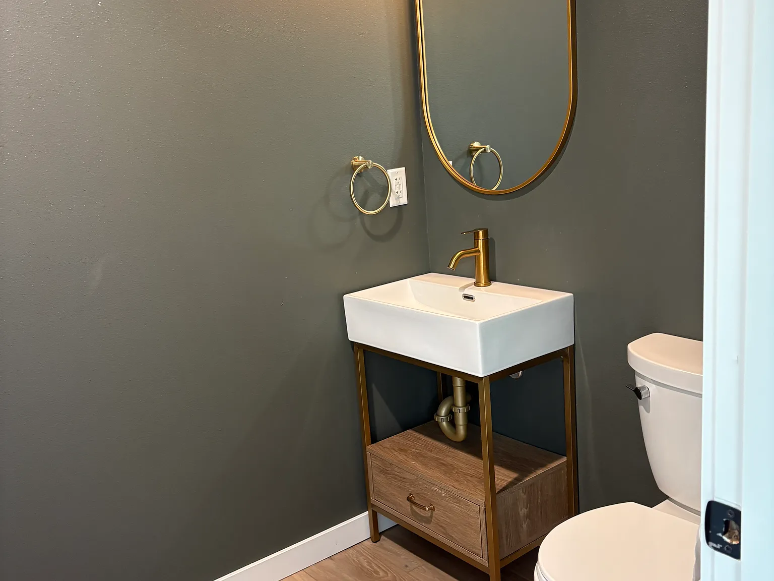 3 bed, 2.5 bath, 1540 sqft, $3,500 — Photo 4