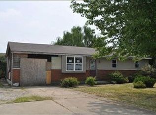1354 W Holtzmuller Rd, West Manchester, OH 45382
