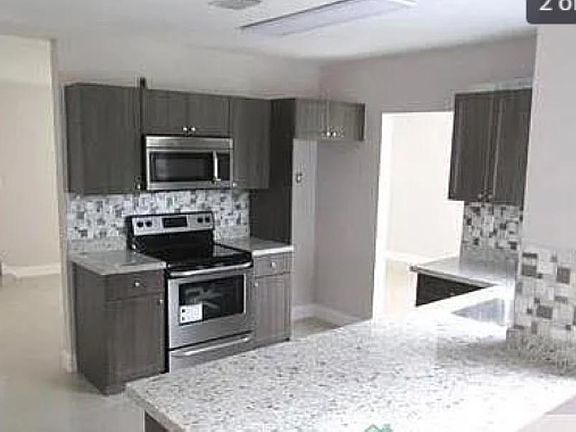 2nd image of 3224 NW 39th St