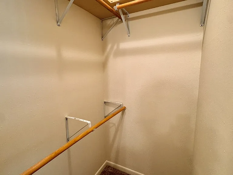 1821 S Beth Dr — Photo 15