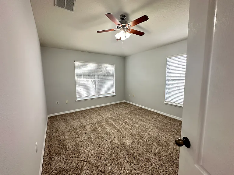 6768 Breezy Palm Dr — Photo 14
