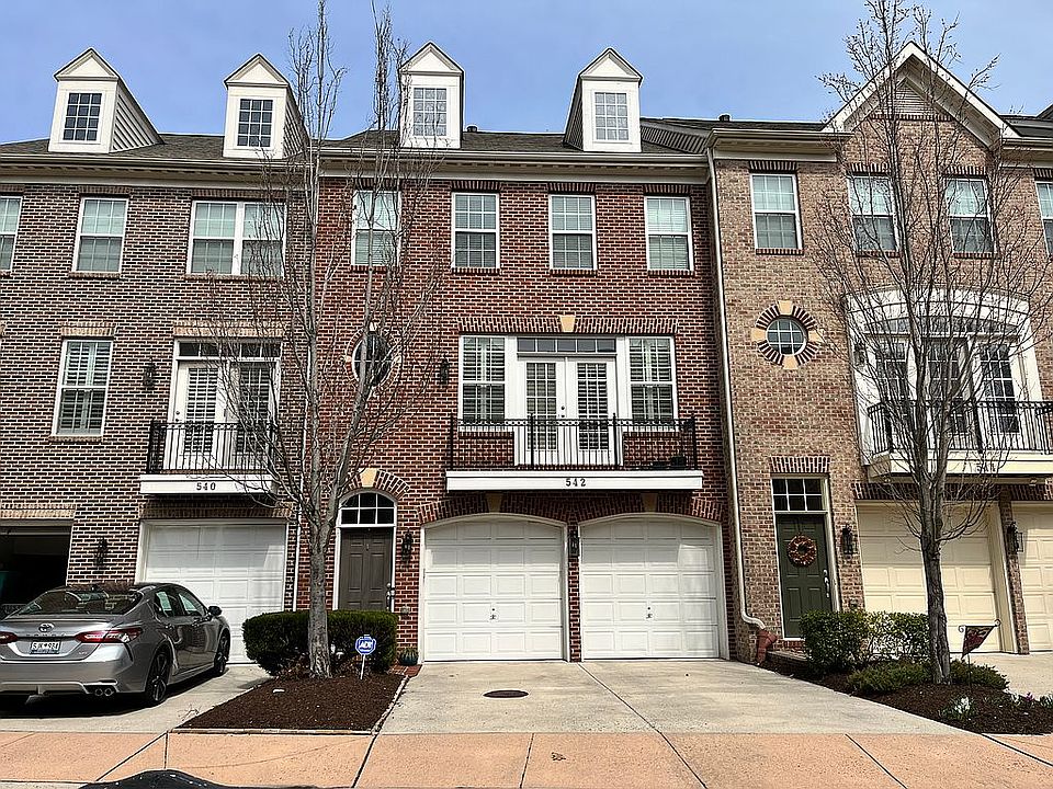 1st image of 542 Triadelphia Way