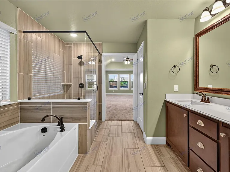 1416 Alexander Dr — Photo 16