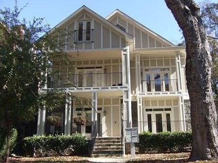 1st image of 935 Piedmont Ave NE APT 301