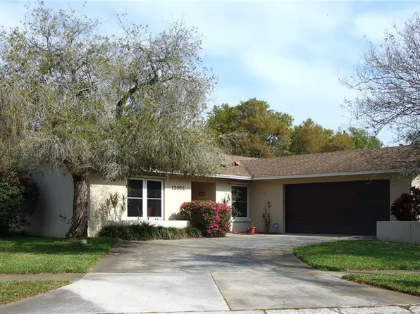 12951 Forest Dr, Seminole, FL 33776