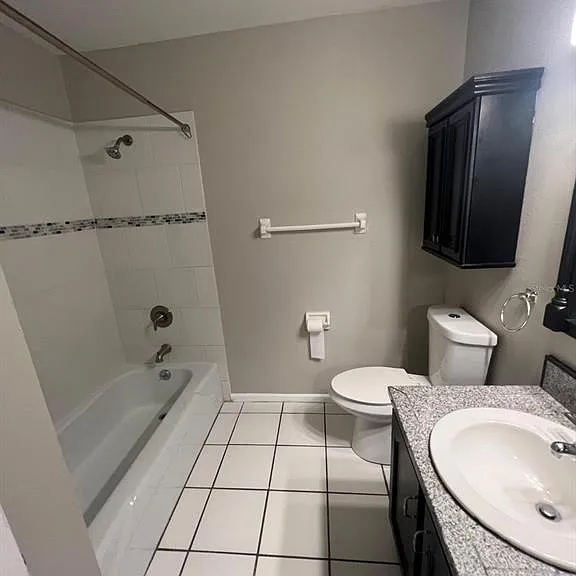 2634 Lemon Tree Ln #H — Photo 18