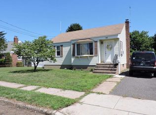 225 Fernwood Ave, Burlington, NJ 08016