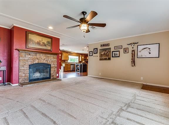 5th image of 9410 Green Springs Cir