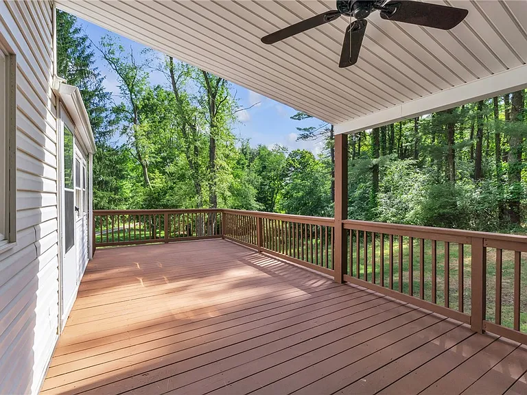 116 Purvis Ln — Photo 49