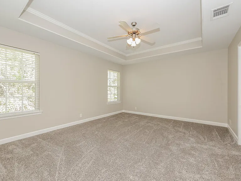 237 Titans Cir — Photo 10