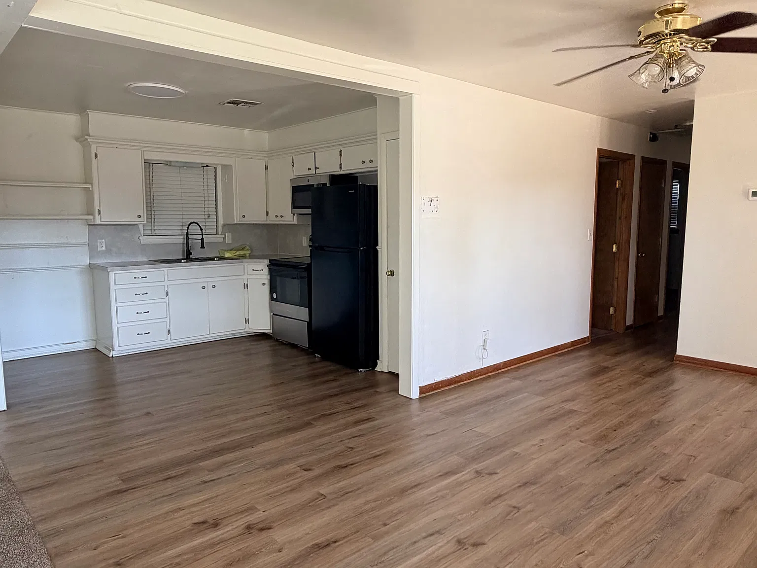 3 bed, 1300 sqft, $1,050 — Photo 3
