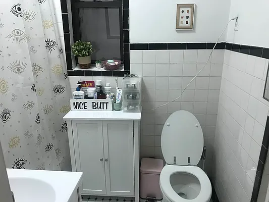 Rented by Vanderborgh Realty  | media 11