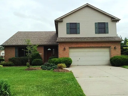 215 Colonel Dr photo 1