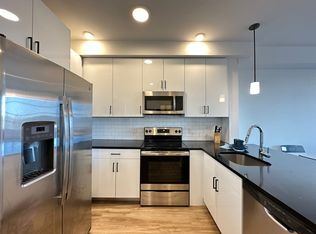 520 Cliff St #56E, Fairview, NJ 07022