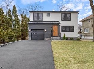 14 Harding Pl, Livingston, NJ 07039