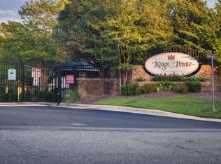 Kings Pointe Apartments, Fayetteville, NC 28314