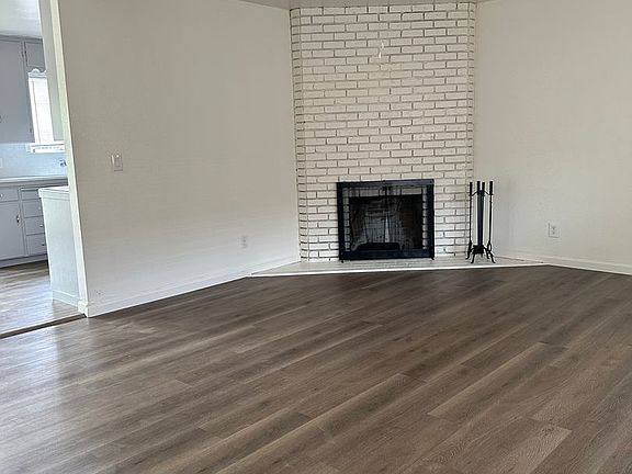 3rd image of 514 W Iris Ave #B