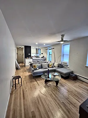 Living room, photo 1