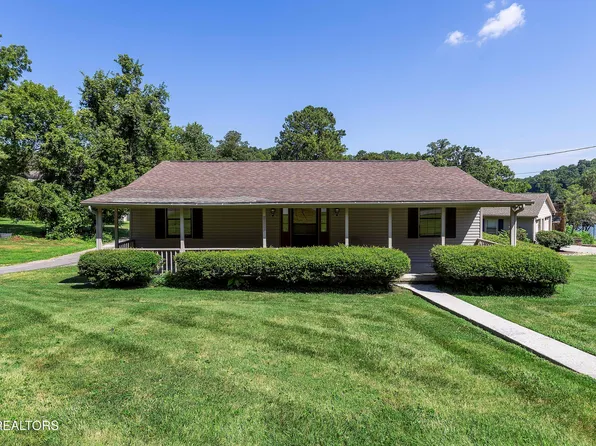 10029 Westland Dr, Knoxville, TN 37922