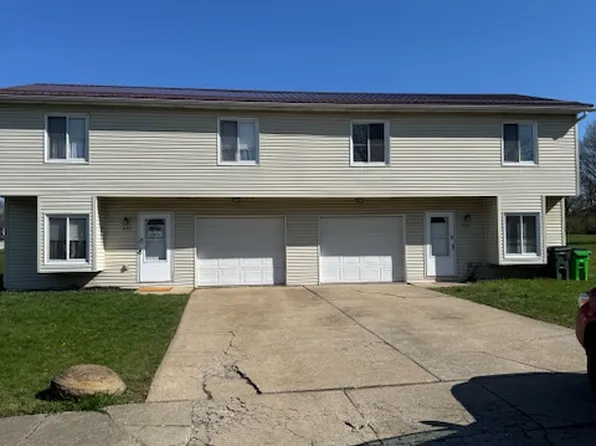 833 Postiy St NW, North Canton, OH 44720