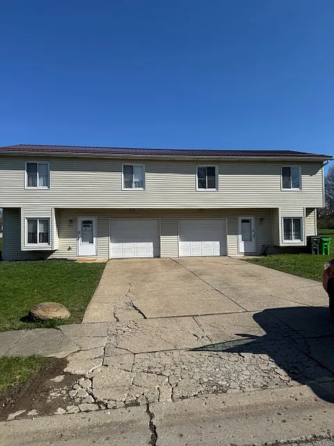 833 Postiy St NW photo 1