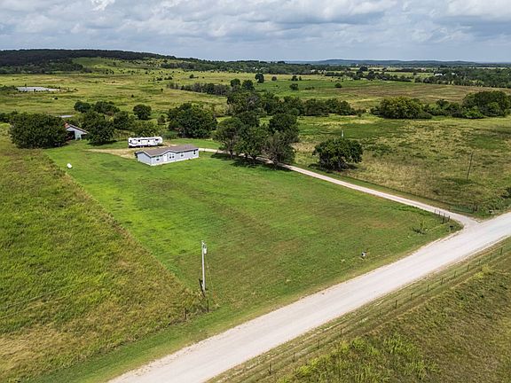 5th image of 3067 County Road 2300