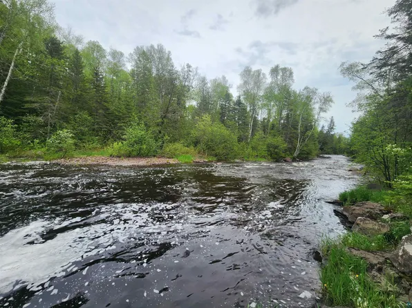 Xxx Cascade Blfs, Grand Marais, MN 55604