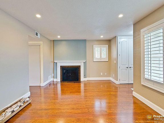 3rd image of 612 Crescent Ave