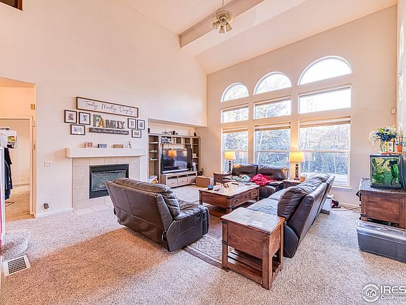 3rd image of 5253 Bella Vista Dr