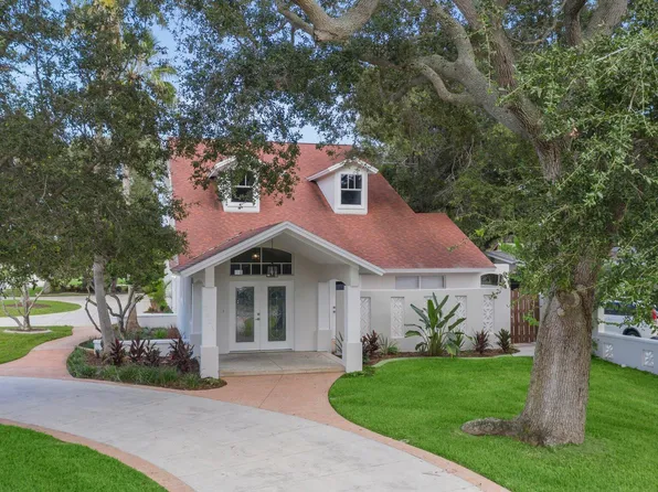 3501 Saxon Dr, New Smyrna Beach, FL 32169