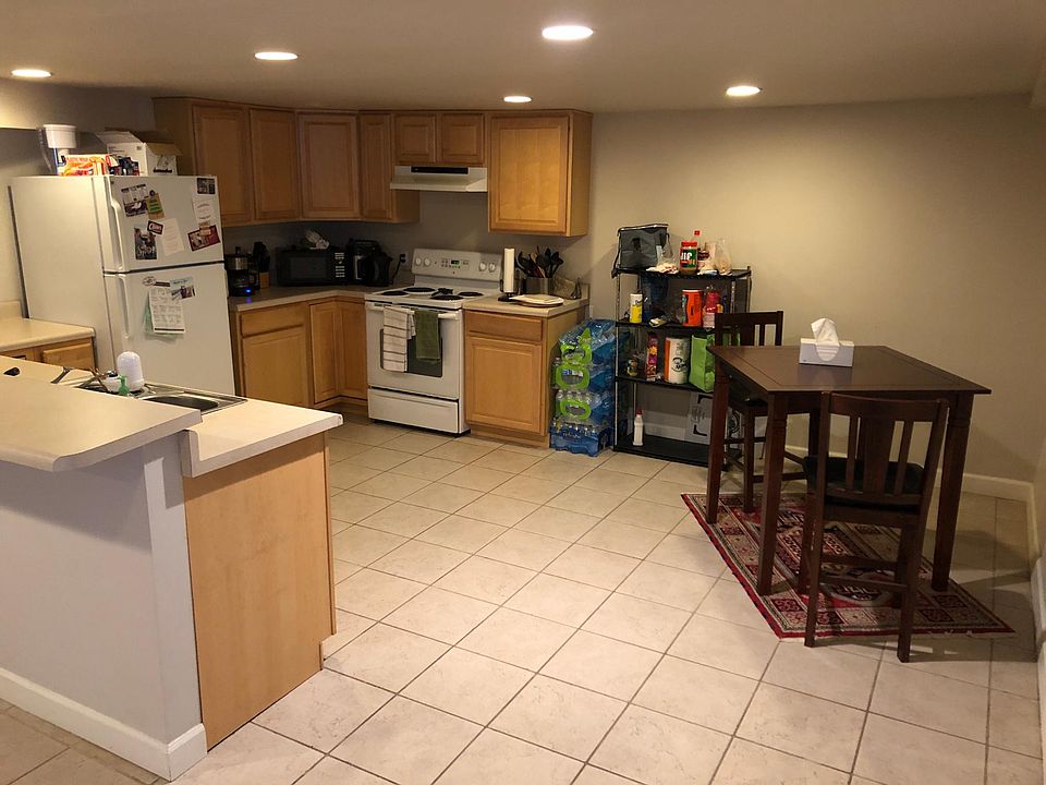 1st image of 1312 Broadway St APT B