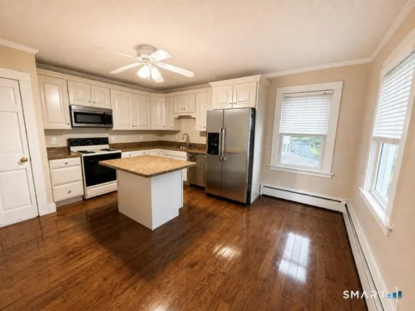 75 Waterbury Ave #2, Stamford, CT 06902