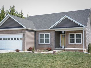 145 Paige St, Waynesboro, VA 22980