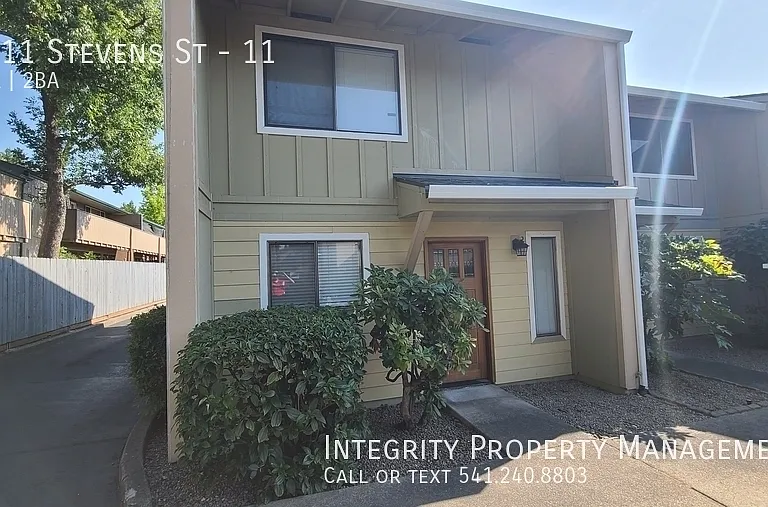 1111 Stevens St #11 — Photo 1