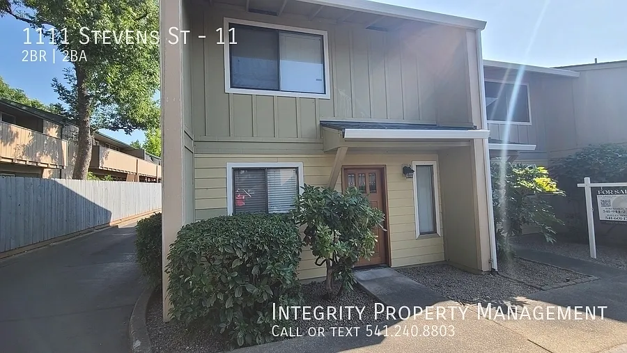 1111 Stevens St #11