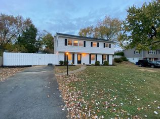 6104 Larkspur Dr, Alexandria, VA 22310