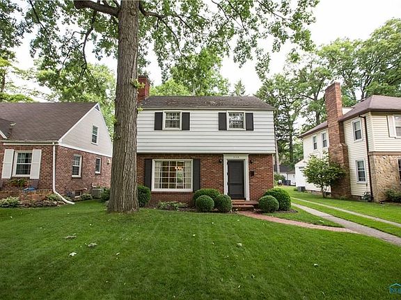 3rd image of 4148 Beverly Dr