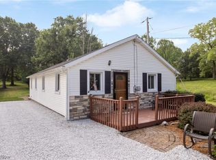 2607 Berry Rd, Akron, OH 44320