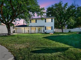 8209 S Valencia Pl, Sandy, UT 84093