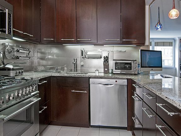 5th image of 501 E 79th St APT 8D